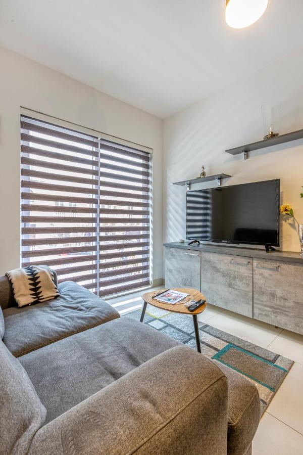 Entire Apartment For Your Holiday Tal-Hriereb Exterior photo